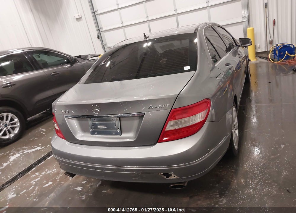 2011 MERCEDES-BENZ C 300 LUXURY 4MATIC/SPORT 4MATIC VIN: WDDGF8BB1BR140668