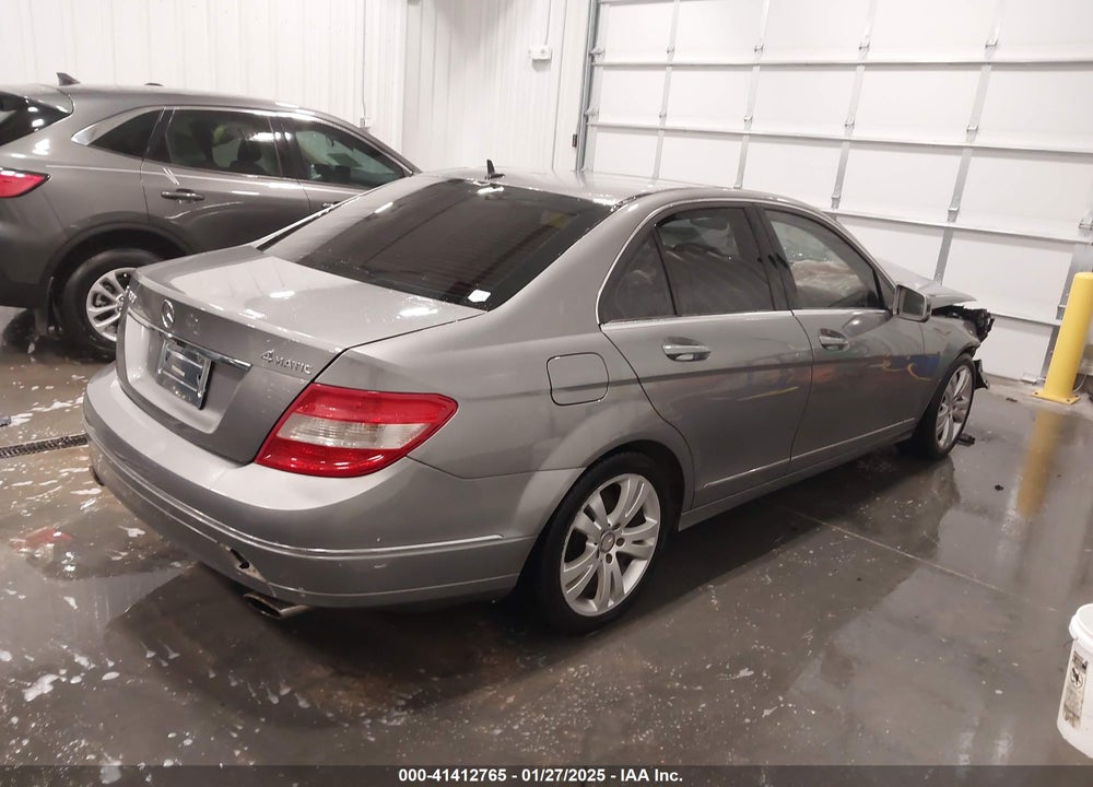 2011 MERCEDES-BENZ C 300 LUXURY 4MATIC/SPORT 4MATIC VIN: WDDGF8BB1BR140668