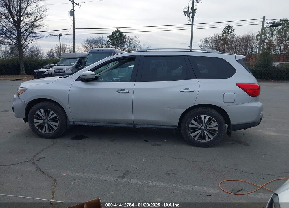2018 NISSAN PATHFINDER SV VIN: 5N1DR2MM1JC675383