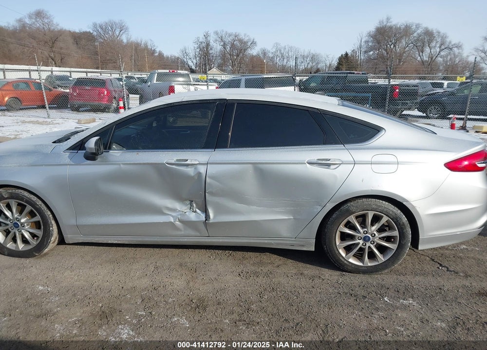 2017 FORD FUSION VIN: 3FA6P0H79HR292482