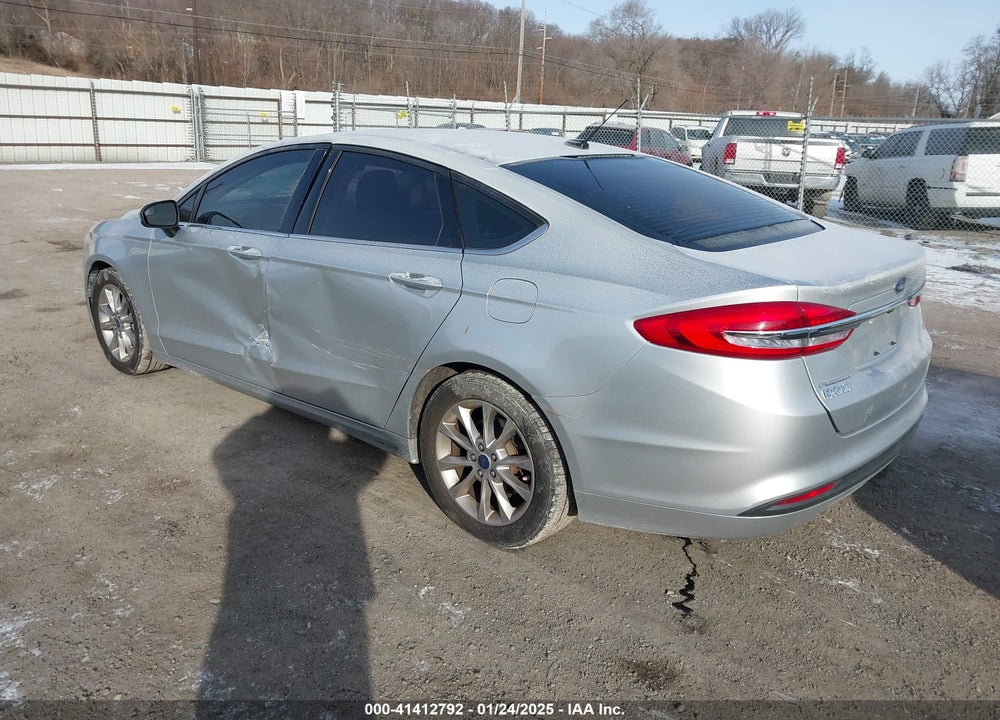 2017 FORD FUSION VIN: 3FA6P0H79HR292482