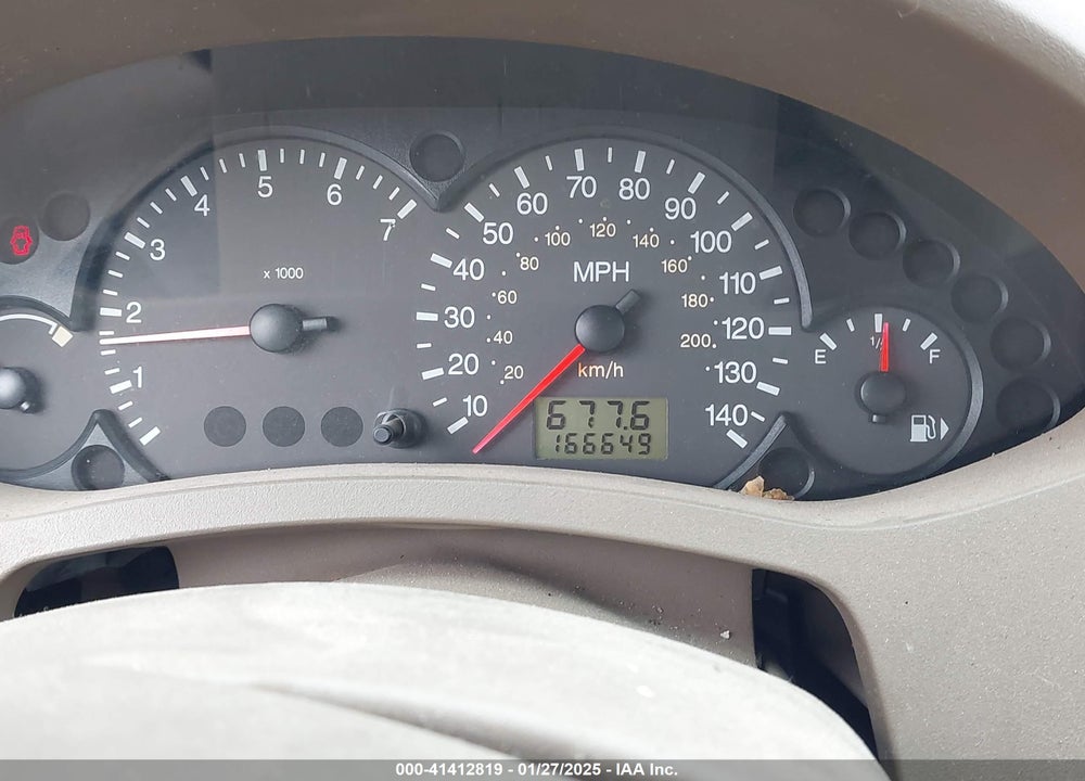 2005 FORD FOCUS ZX4 VIN: 1FAFP34N75W301159