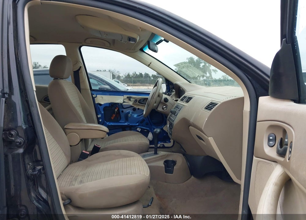 2005 FORD FOCUS ZX4 VIN: 1FAFP34N75W301159