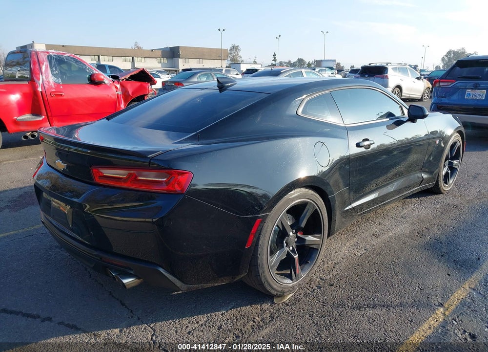 2017 CHEVROLET CAMARO 2LT VIN: 1G1FD1RS8H0143209