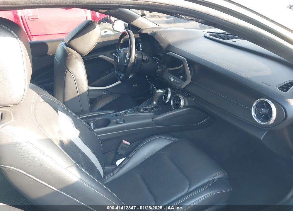2017 CHEVROLET CAMARO 2LT VIN: 1G1FD1RS8H0143209
