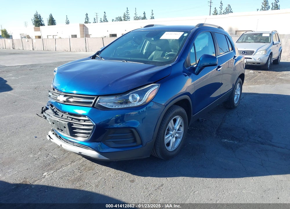2020 CHEVROLET TRAX FWD LT VIN: 3GNCJLSB1LL233037