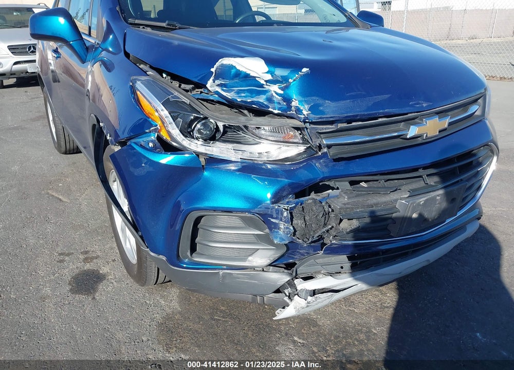2020 CHEVROLET TRAX FWD LT VIN: 3GNCJLSB1LL233037
