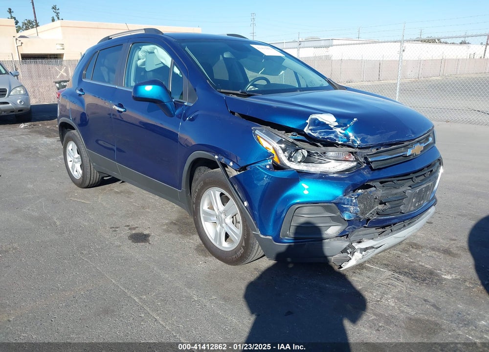 2020 CHEVROLET TRAX FWD LT VIN: 3GNCJLSB1LL233037