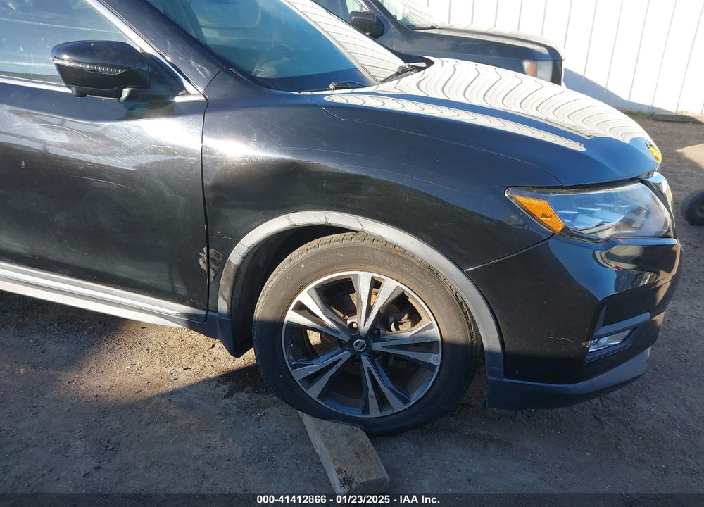 2017 NISSAN ROGUE SL VIN: JN8AT2MT8HW150771