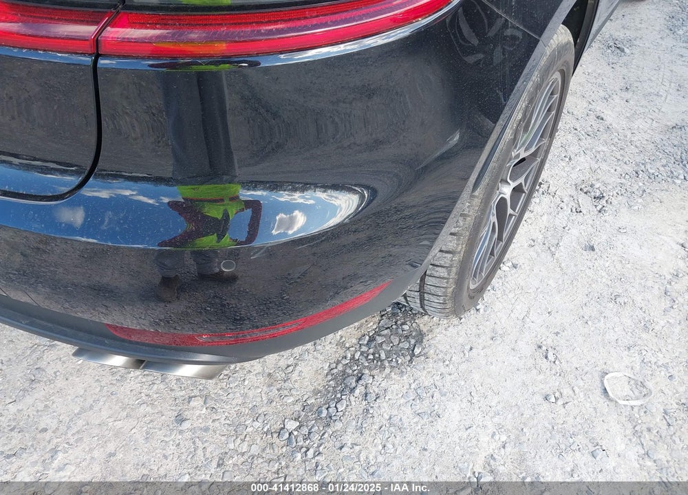 2015 PORSCHE MACAN S VIN: WP1AB2A56FLB67232