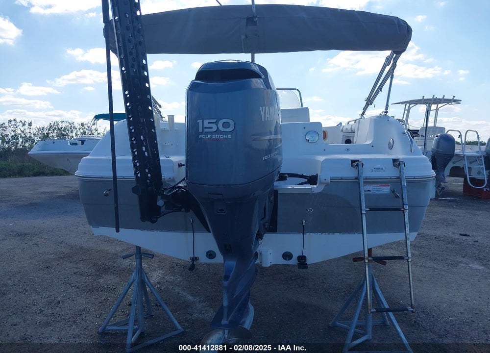 2011 HURRICANE OTHER VIN: GDYR4088D111