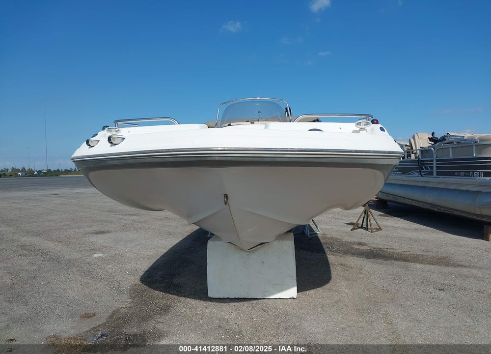 2011 HURRICANE OTHER VIN: GDYR4088D111