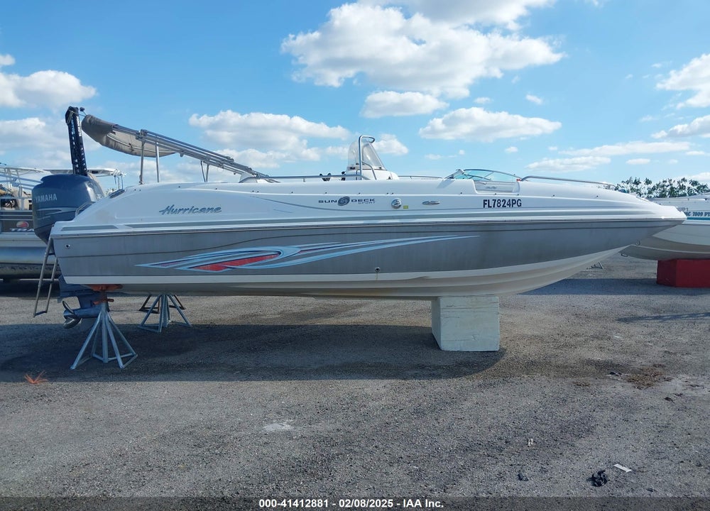 2011 HURRICANE OTHER VIN: GDYR4088D111