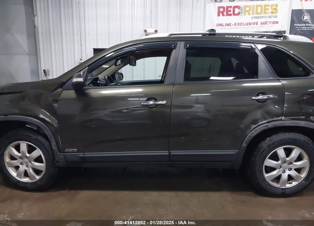 2012 KIA SORENTO LX VIN: 5XYKTDA63CG219608