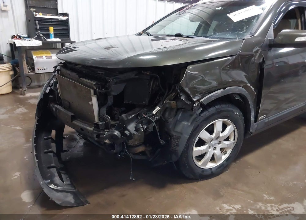2012 KIA SORENTO LX VIN: 5XYKTDA63CG219608