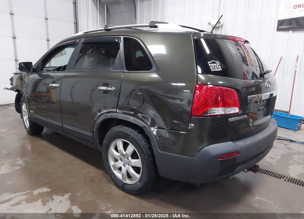 2012 KIA SORENTO LX VIN: 5XYKTDA63CG219608