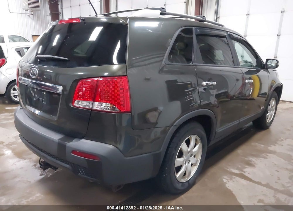 2012 KIA SORENTO LX VIN: 5XYKTDA63CG219608