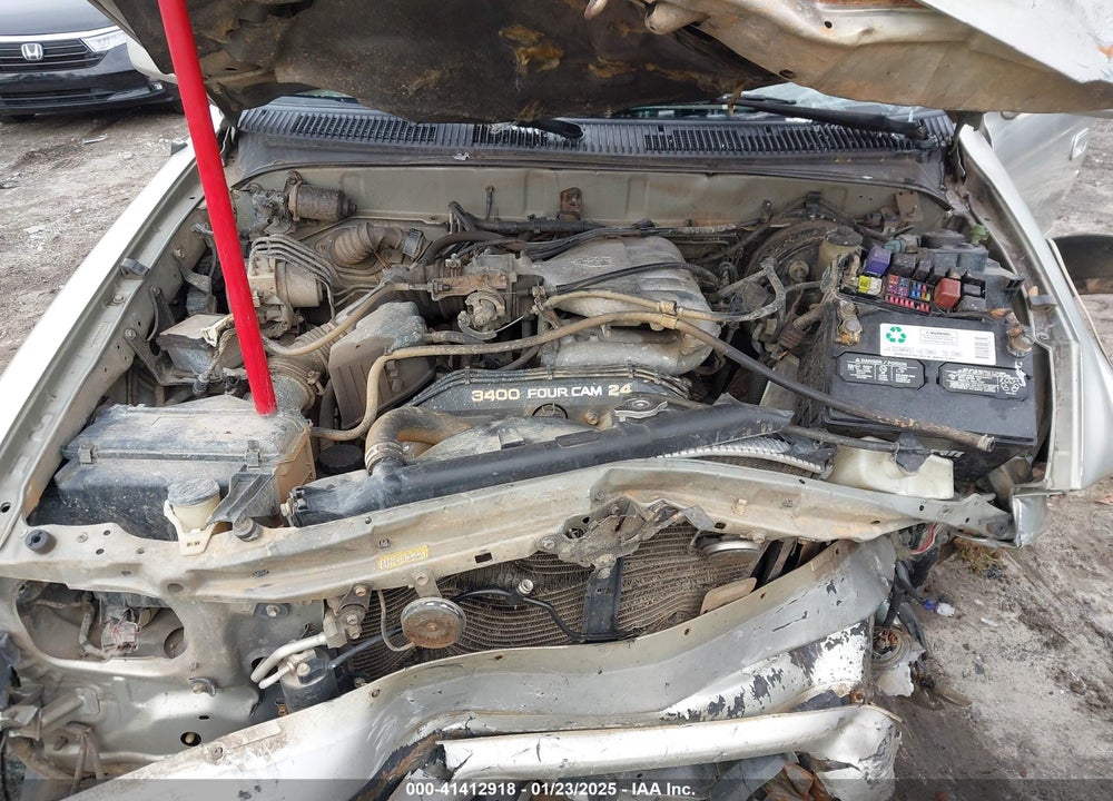 2000 TOYOTA 4RUNNER LIMITED V6 VIN: JT3GN87R6Y0162881