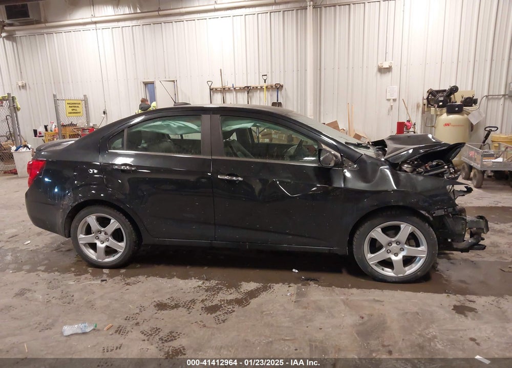 2015 CHEVROLET SONIC VIN: 1G1JE5SB3F4109869