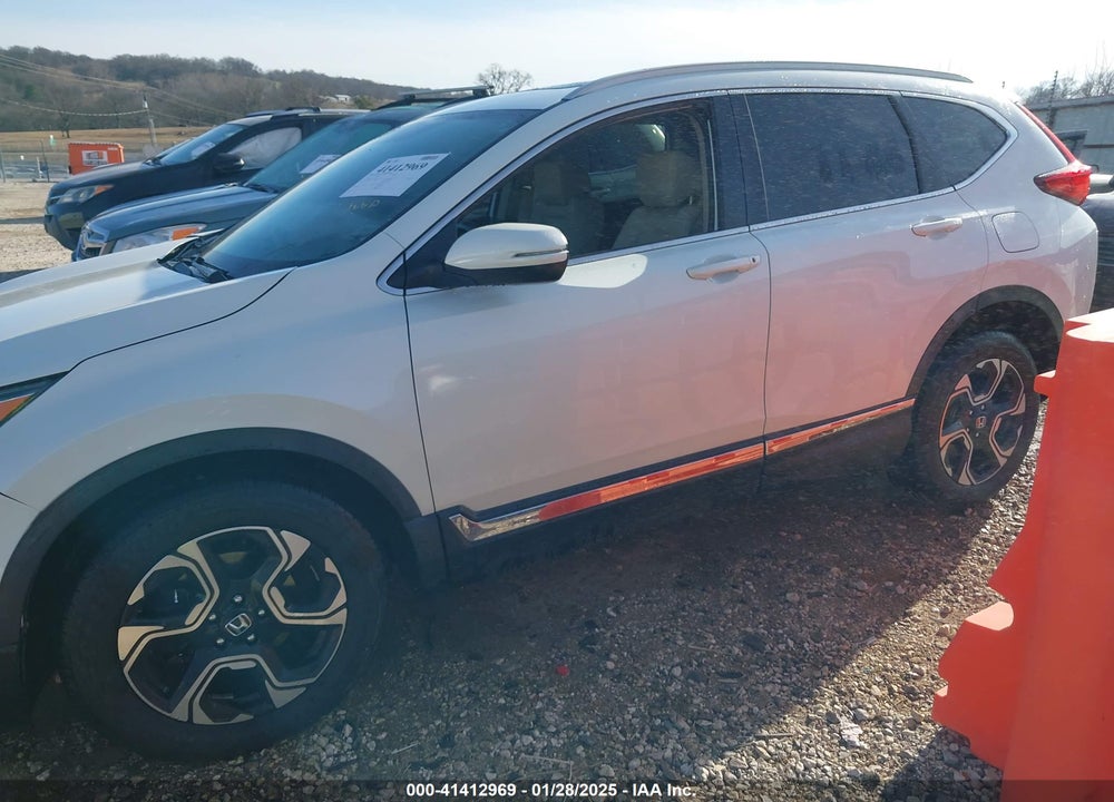 2018 HONDA CR-V TOURING VIN: 5J6RW2H98JL010483