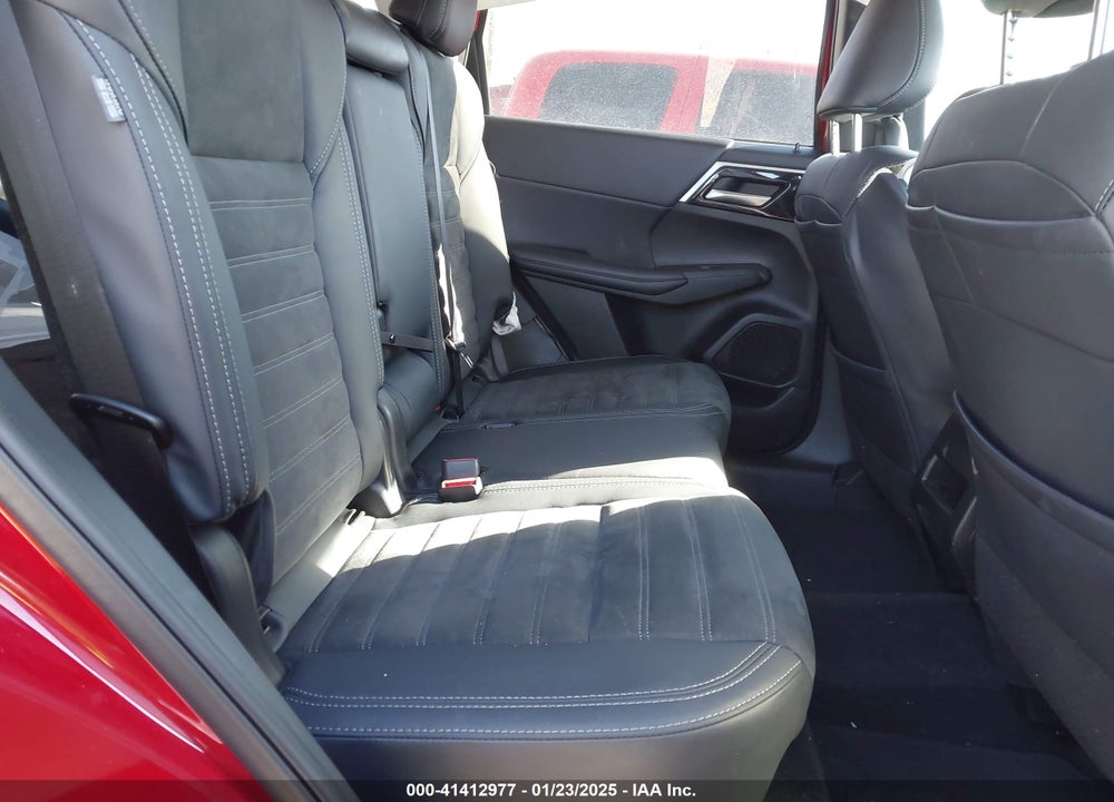 2024 MITSUBISHI OUTLANDER SE 2.5 S-AWC/SE BLACK EDITION S-AWC/SE BLACK EDITION W/PANO ROOF/SE RALLIART S-AWC VIN: JA4J4VA83RZ049917