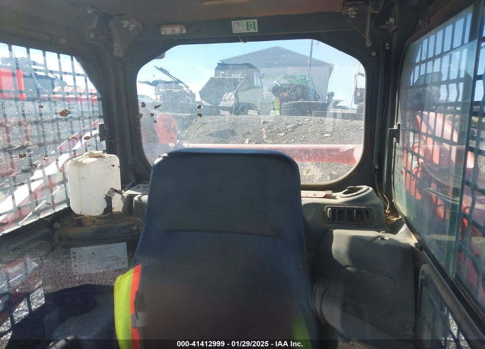 2015 KUBOTA SVL-75  SKID STEER VIN: JKUC0752P01S26591