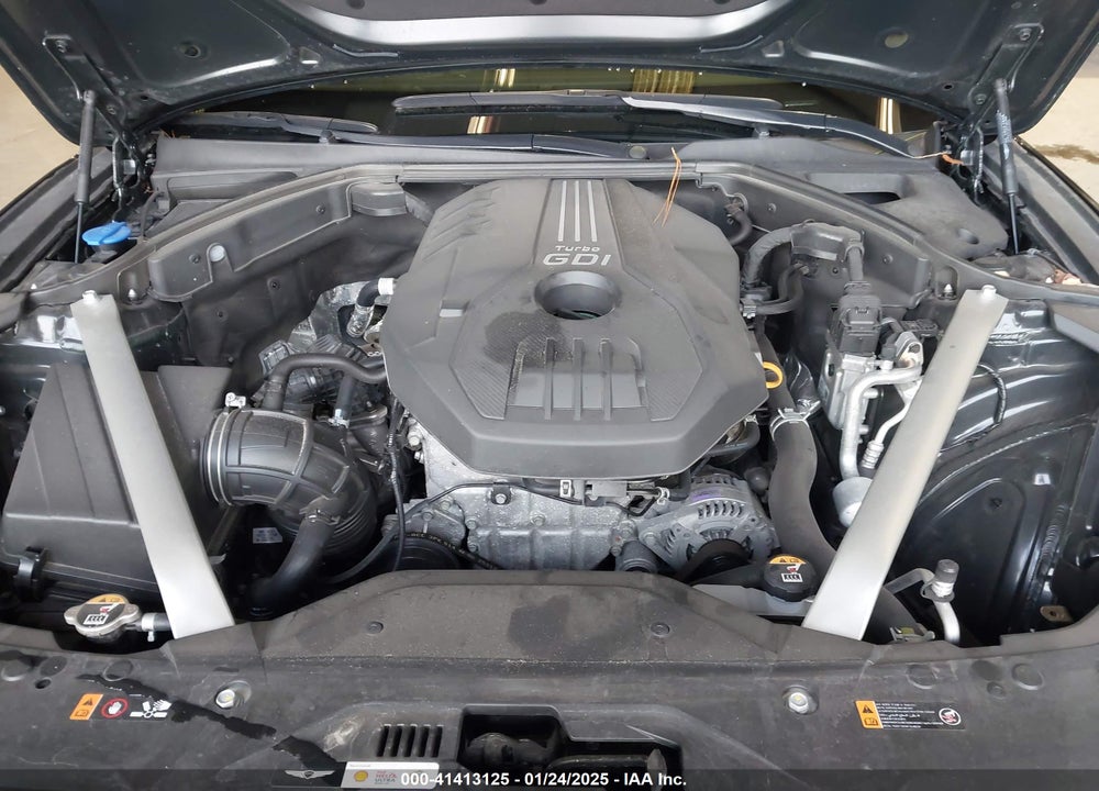 2023 GENESIS G70 2.0T AWD VIN: KMTG34TA0PU131676