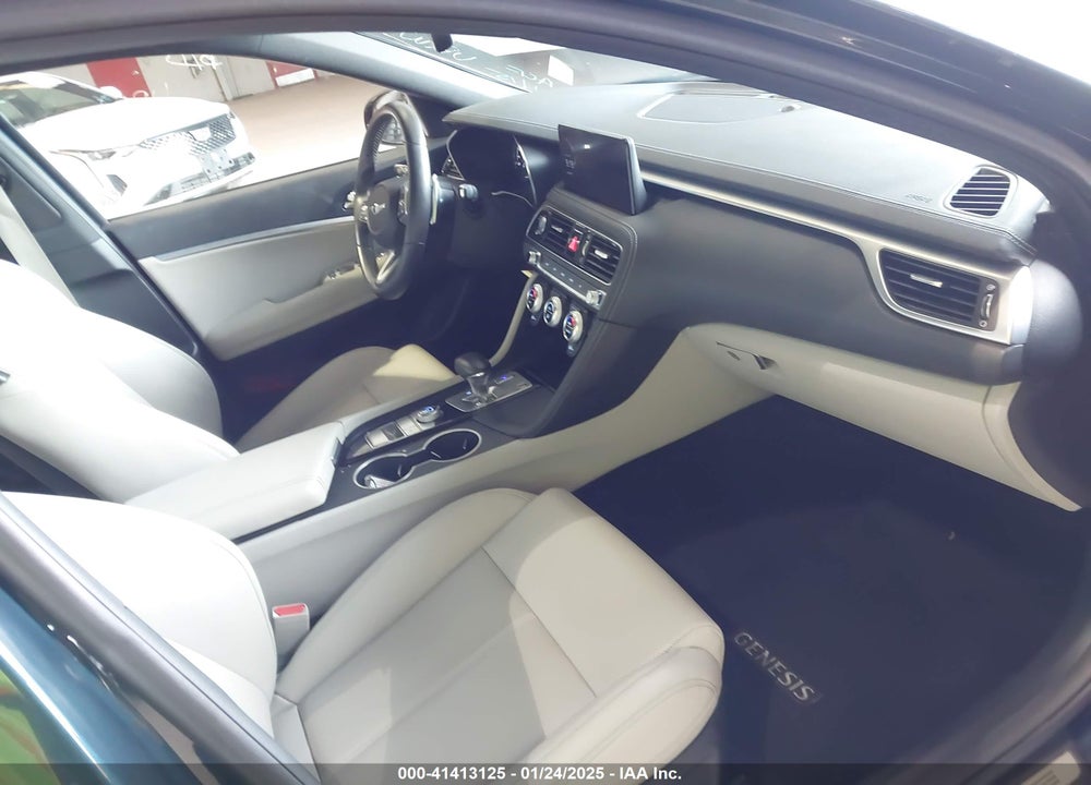 2023 GENESIS G70 2.0T AWD VIN: KMTG34TA0PU131676