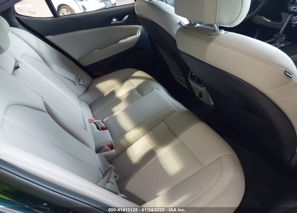 2023 GENESIS G70 2.0T AWD VIN: KMTG34TA0PU131676