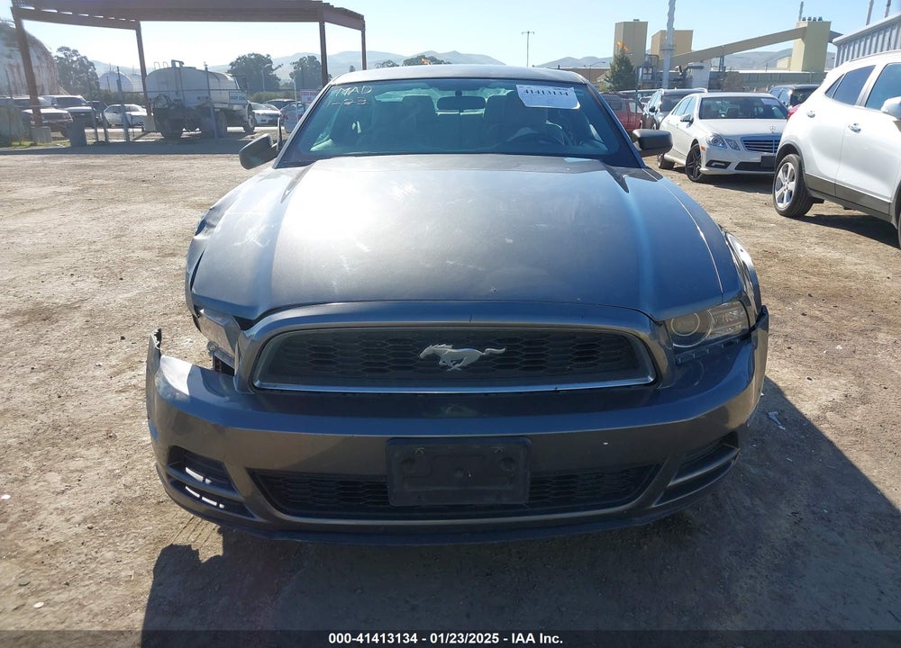 2013 FORD MUSTANG VIN: 1ZVBP8AM5D5267144