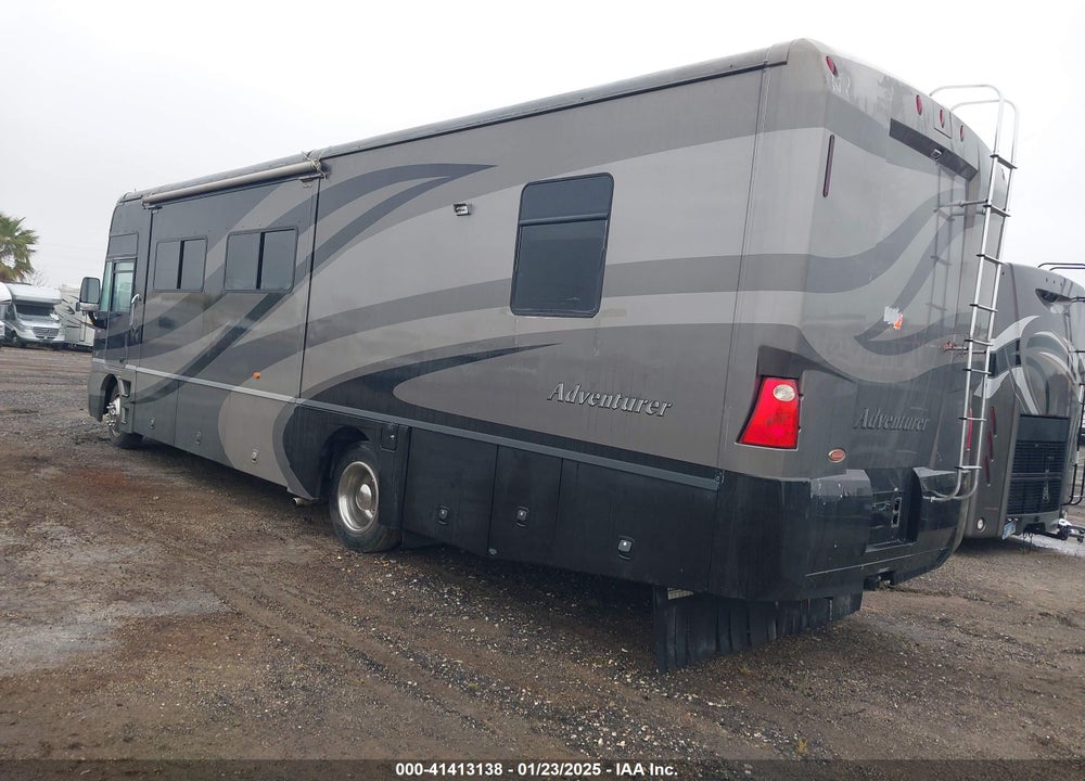 2006 WINNEBAGO ADVENTURER VIN: 5B4MP67G663413167