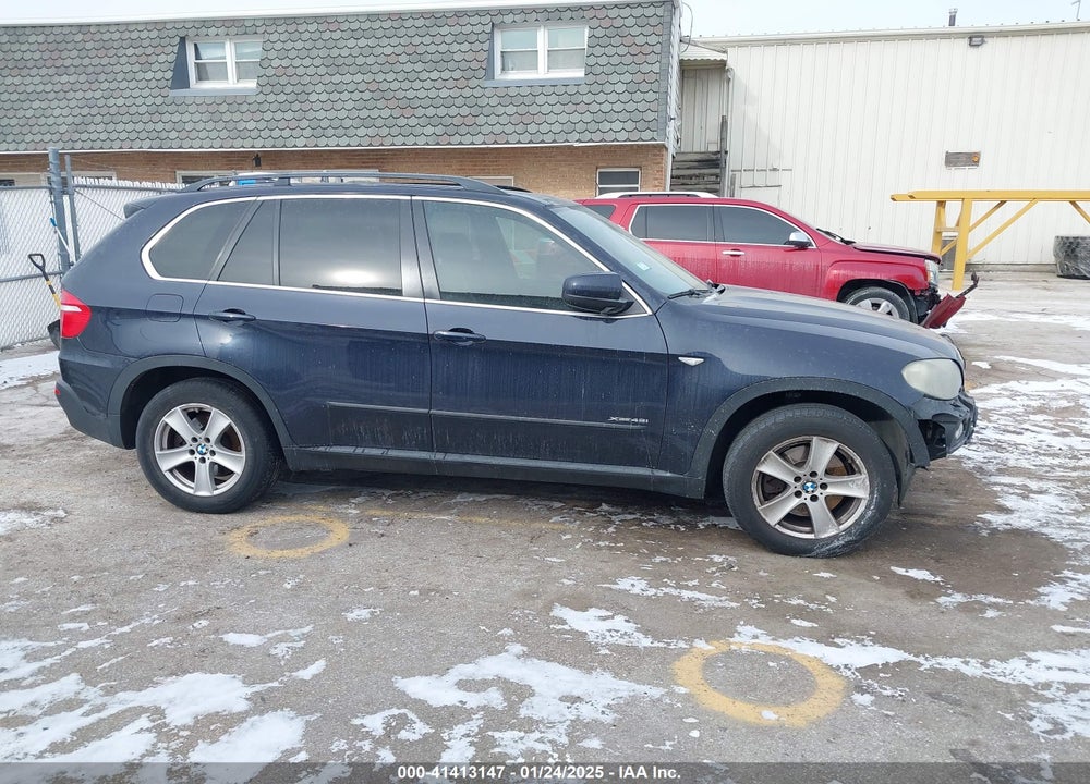 2009 BMW X5 XDRIVE48I VIN: 5UXFE83569L308513