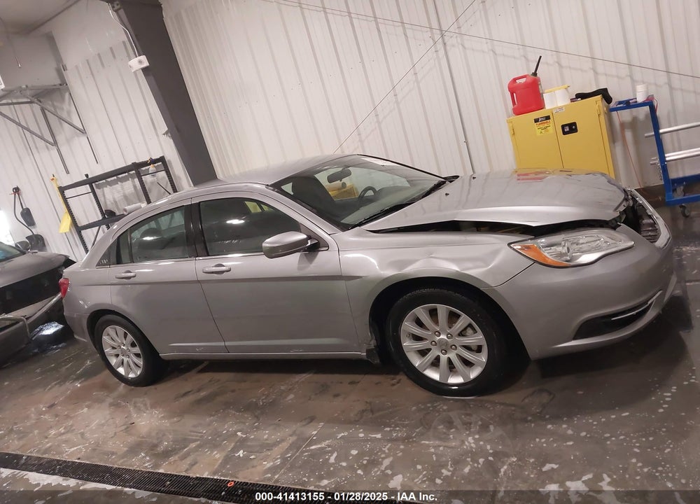 2013 CHRYSLER 200 TOURING VIN: 1C3CCBBB0DN587988