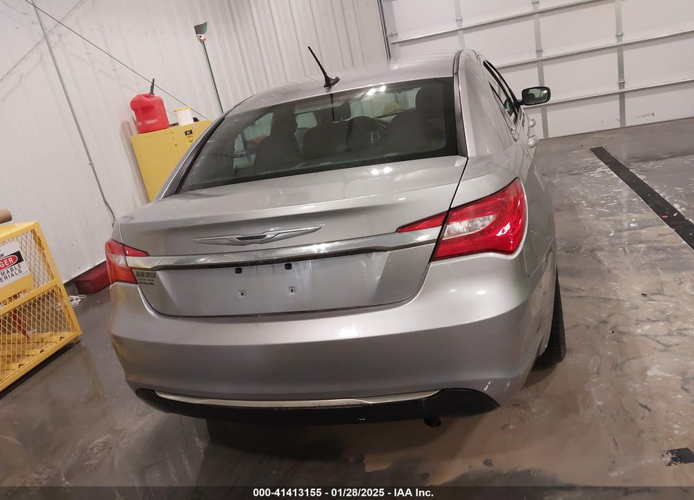 2013 CHRYSLER 200 TOURING VIN: 1C3CCBBB0DN587988