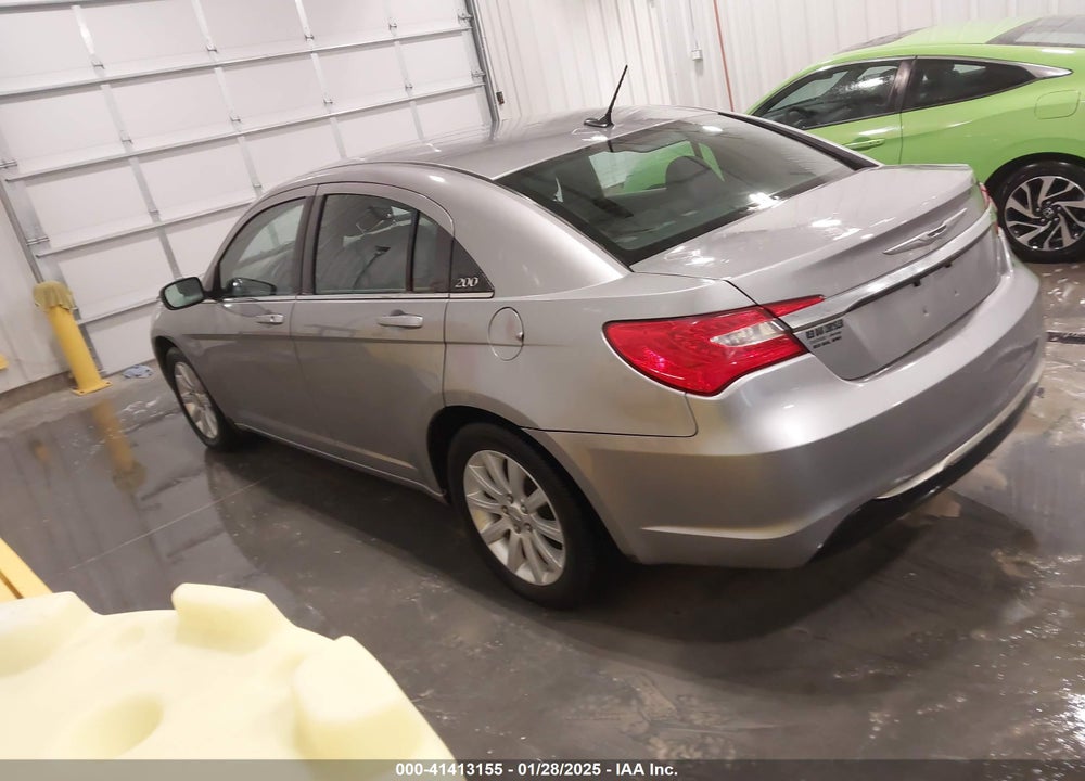 2013 CHRYSLER 200 TOURING VIN: 1C3CCBBB0DN587988