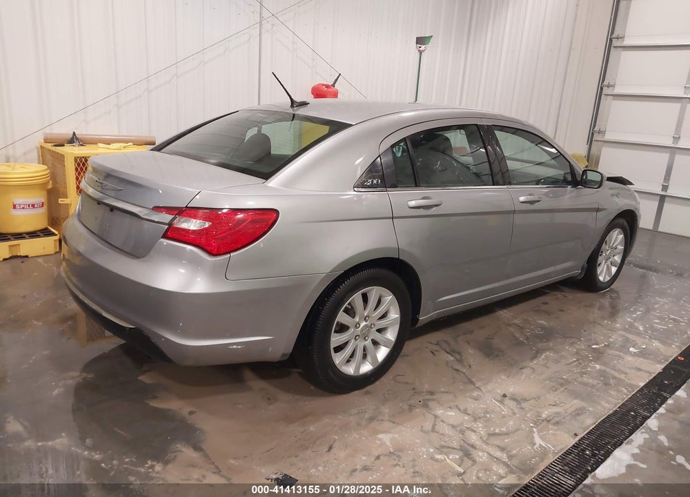 2013 CHRYSLER 200 TOURING VIN: 1C3CCBBB0DN587988