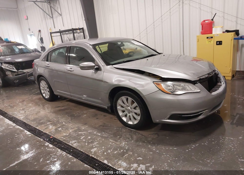 2013 CHRYSLER 200 TOURING VIN: 1C3CCBBB0DN587988