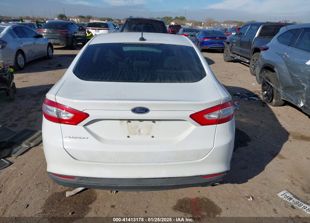 2016 FORD FUSION VIN: 3FA6P0G74GR151805