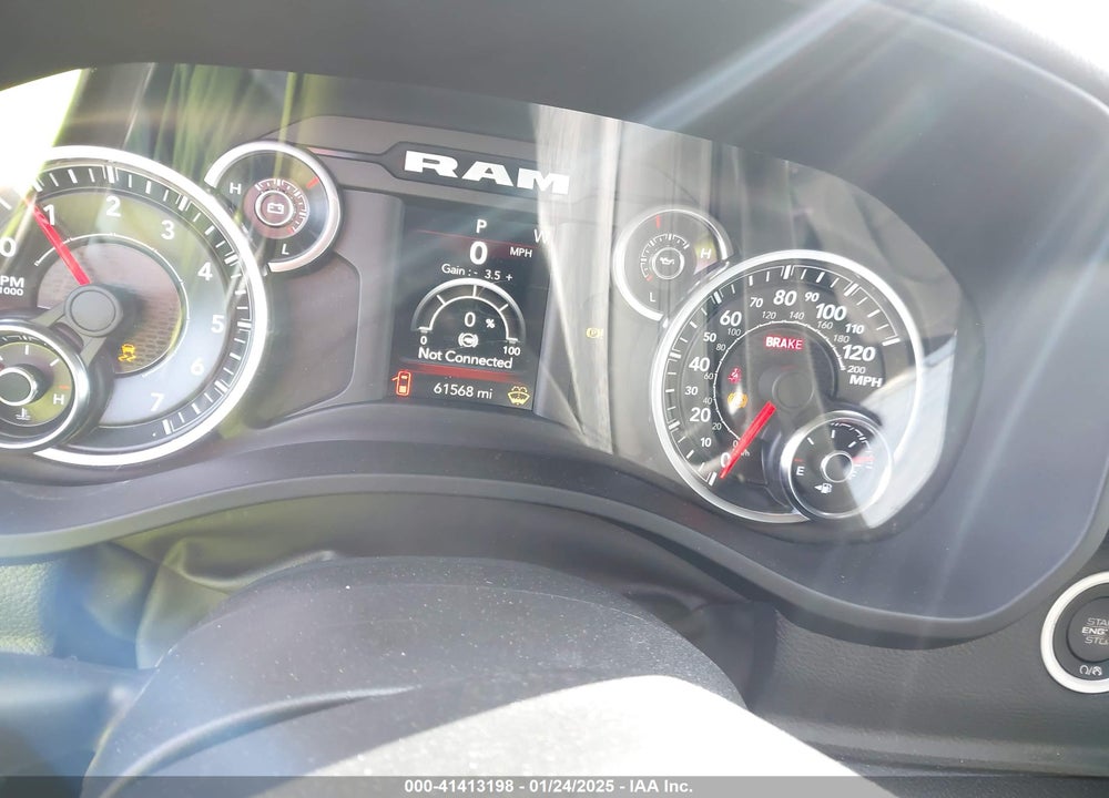 2022 RAM 1500 BIG HORN 4X2 6'4 BOX VIN: 1C6RREBT3NN290964