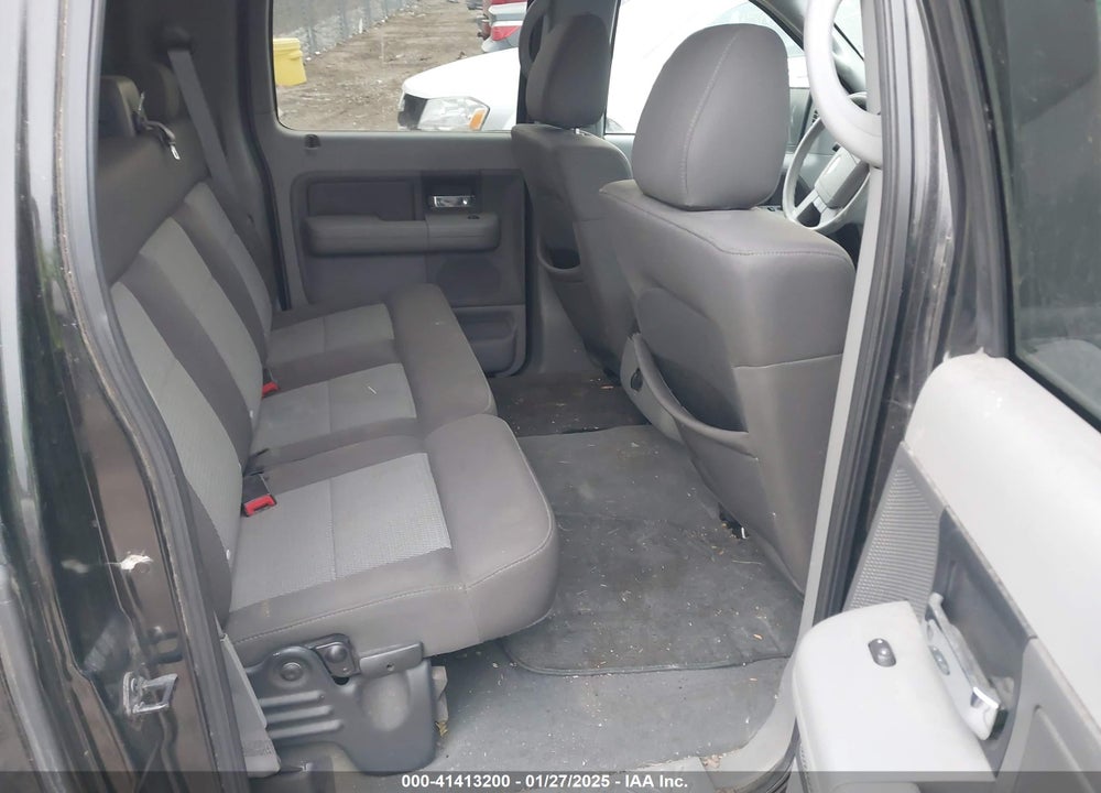 2004 FORD F-150 XLT VIN: 1FTRW14W04KC68874