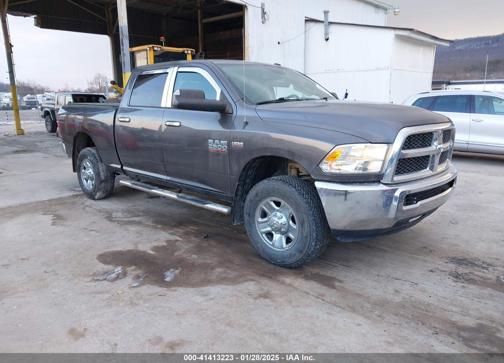 2015 RAM 2500 SLT VIN: 3C6TR5DTXFG638658