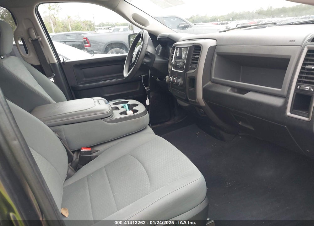 2019 RAM 1500 CLASSIC VIN: 1C6RR7FT4KS636345