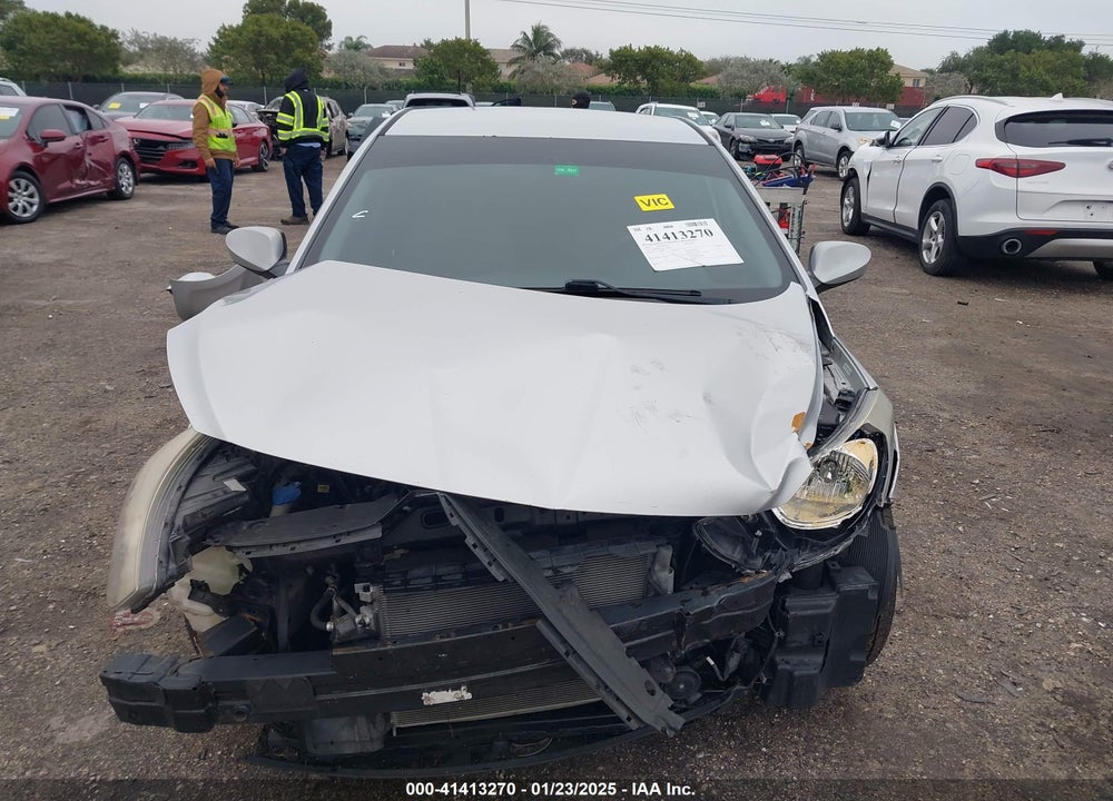 2014 HYUNDAI ACCENT VIN: KMHCT4AE8EU605983