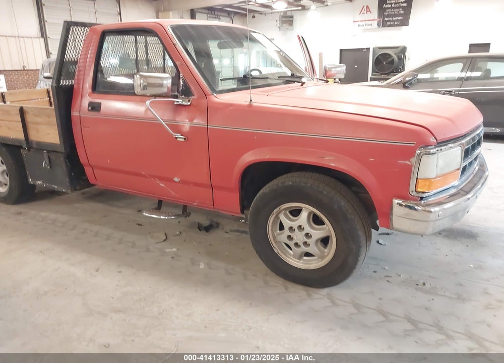 1992 DODGE DAKOTA VIN: 1B7FL26X1NS669231