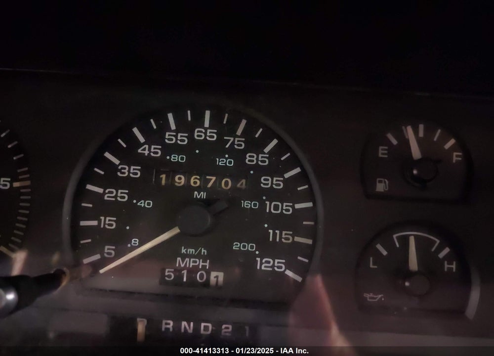 1992 DODGE DAKOTA VIN: 1B7FL26X1NS669231