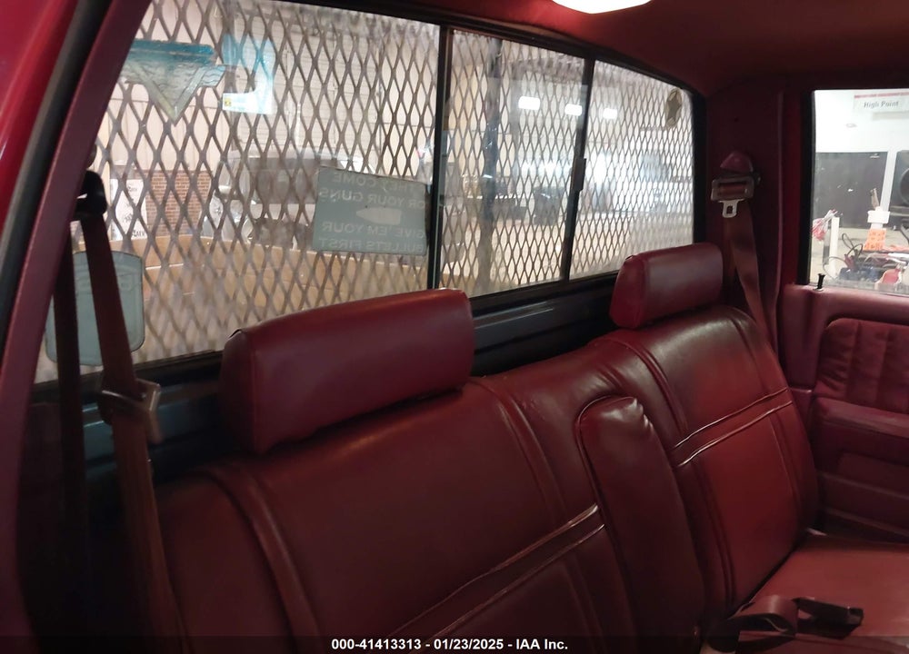 1992 DODGE DAKOTA VIN: 1B7FL26X1NS669231