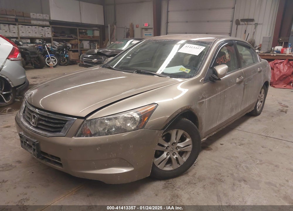 2008 HONDA ACCORD VIN: 1HGCP26418A085100
