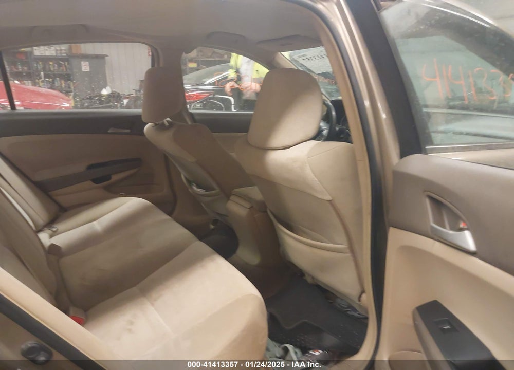 2008 HONDA ACCORD VIN: 1HGCP26418A085100