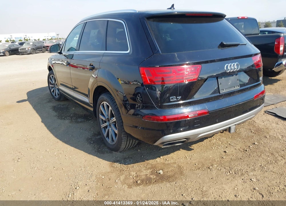 2017 AUDI Q7 3.0T PREMIUM VIN: WA1LAAF78HD036991