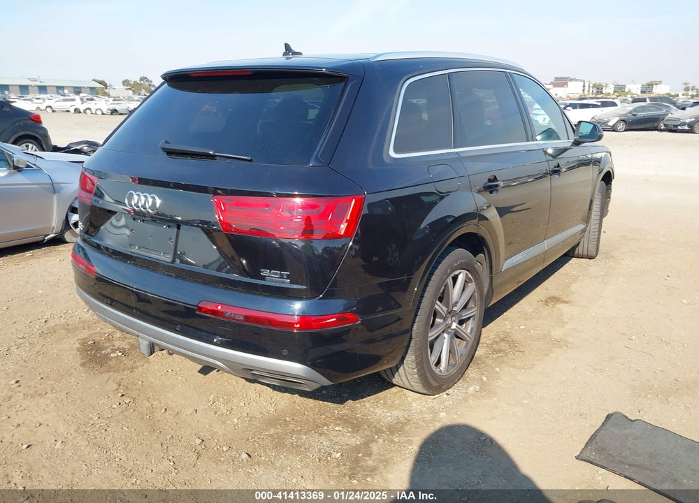 2017 AUDI Q7 3.0T PREMIUM VIN: WA1LAAF78HD036991